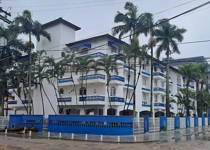 Apartamento 200m da Praia Grande e 200m da Praia Tenório Ubatuba